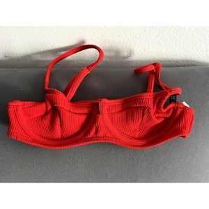 PrettyLittleThing Swim Top Size 0